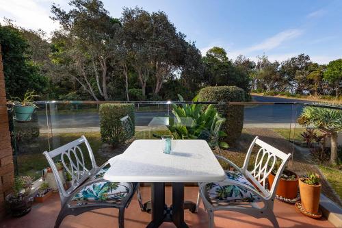 Oceancrest 4 — 4-Star Luxury Hotel in Forster, Australia