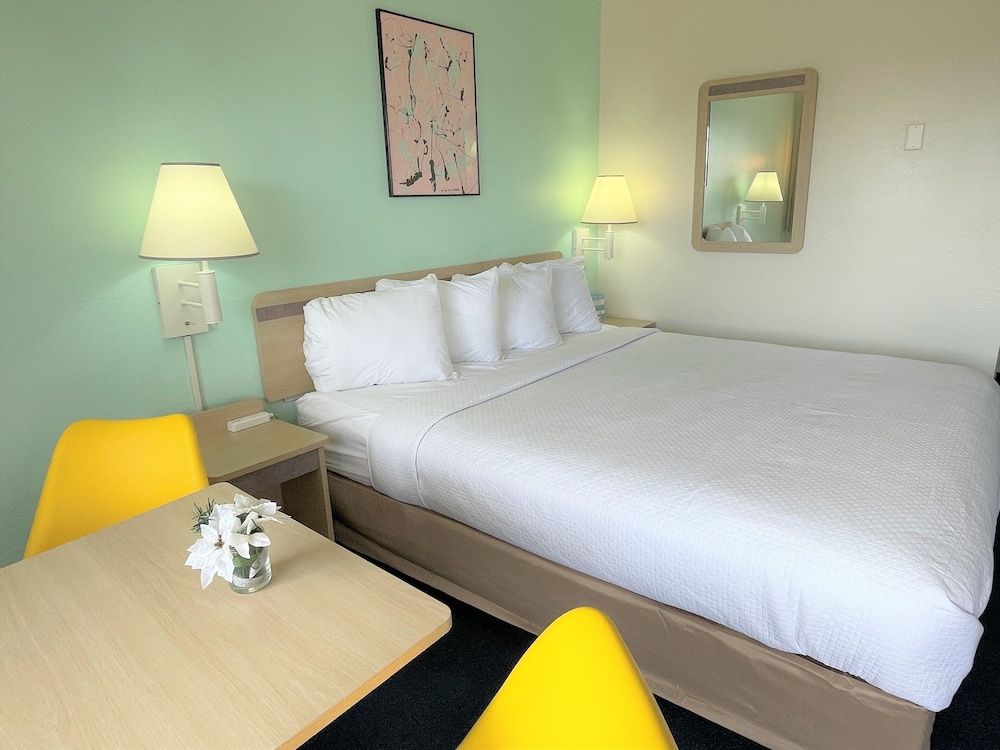 LuLu Hotel Silver City - photo 27