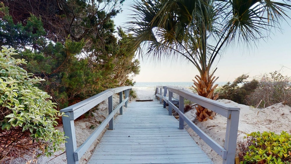 Willow Bay Resort - photo 40