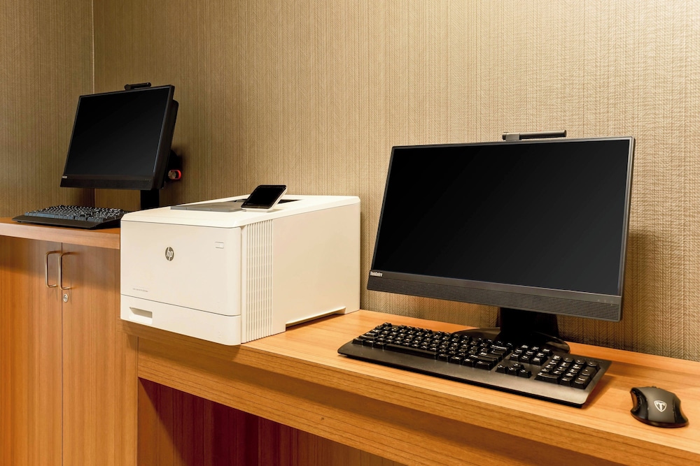 SpringHill Suites by Marriott Tallahassee North - photo 30