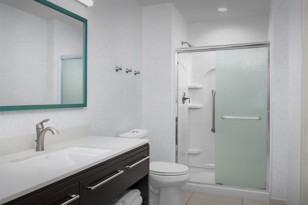 Home2 Suites by Hilton Nashville Airport - photo 31