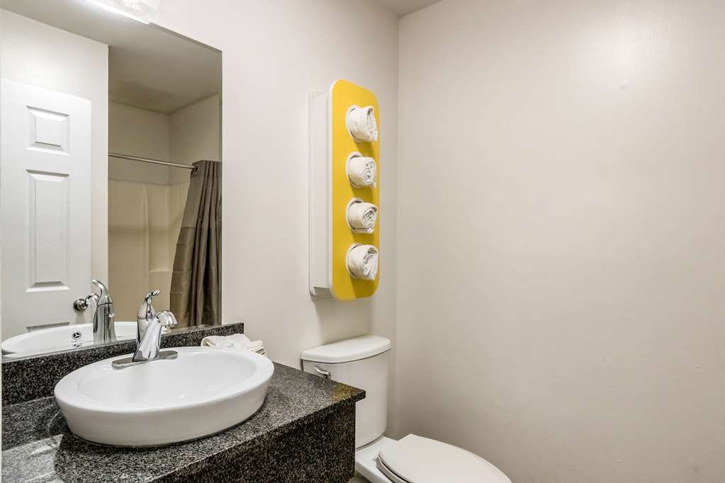 Studio 6 Extended Stay Savannah GA - photo 31