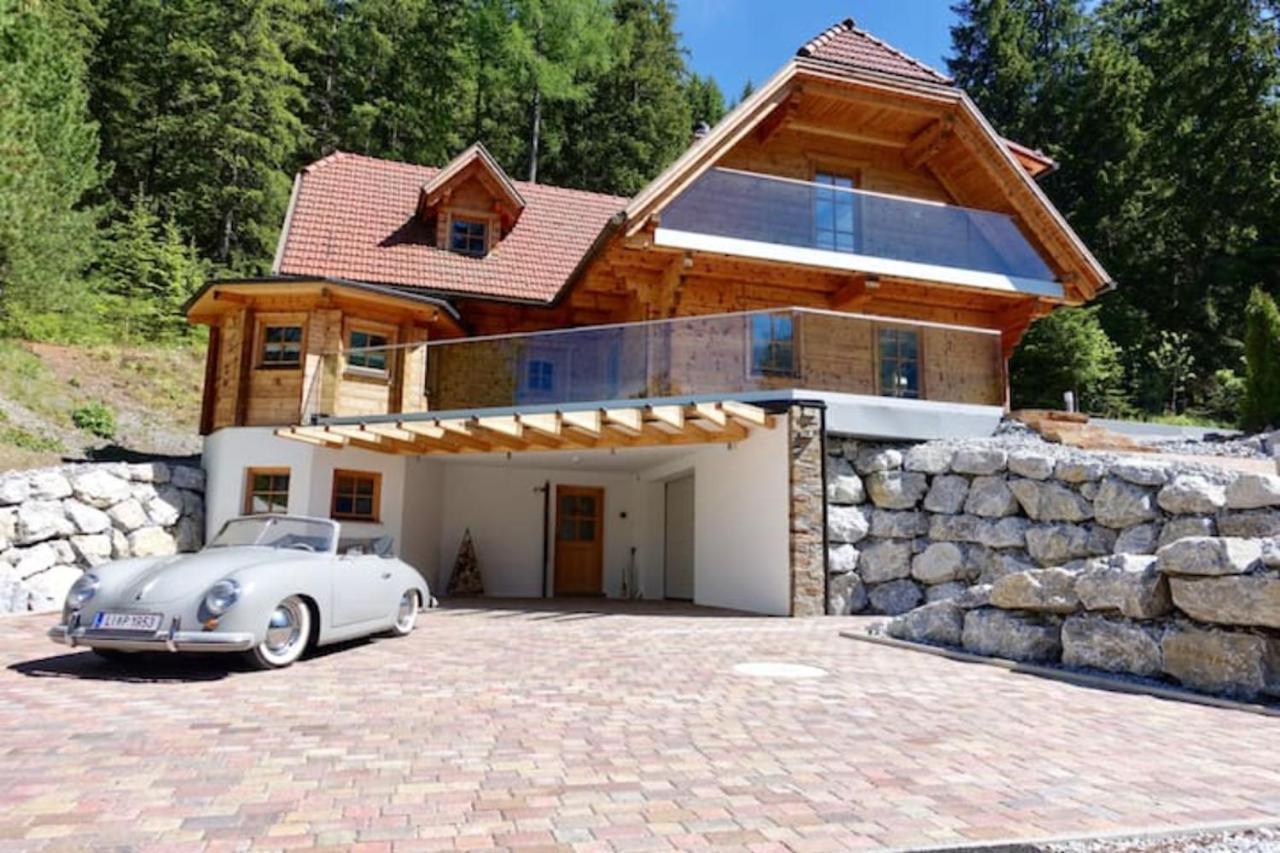 Chalet Sodamin Alpin Mit Wellness — 4-Star Luxury Hotel in Hohentauern, Austria