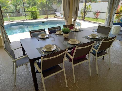 Villa Lena — 4-Star Luxury Hotel in Cape Coral, United States