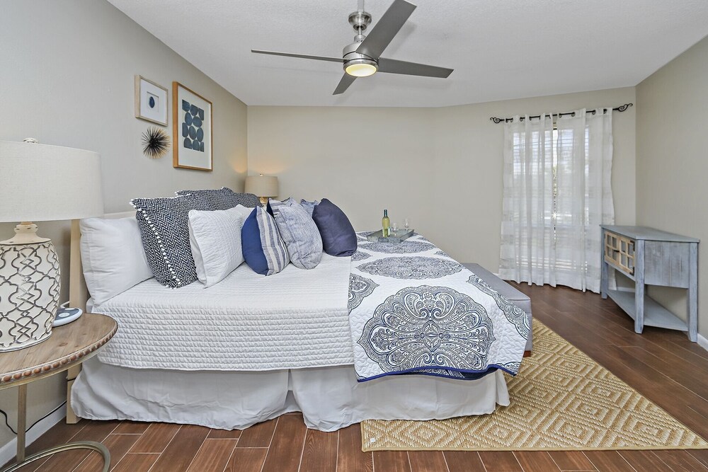 Edgewater Tower 2 105 1393775 2 Bedroom Condo - photo 6