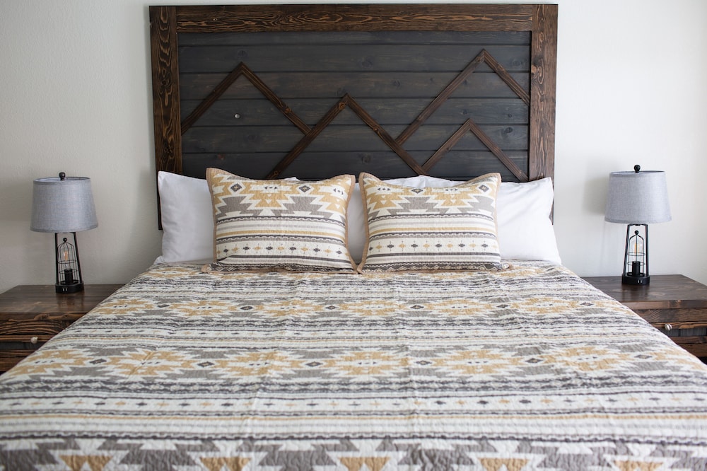 Pine Lodge - photo 2