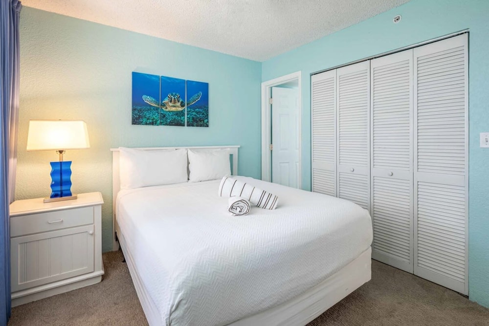 Tortuga Suite at Sunrise Suites Resort Heated Pool Hot Tub & Free Parking - photo 18