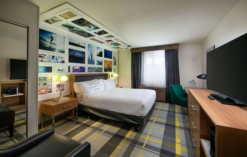The Wayfarer San Luis Obispo Tapestry Collection by Hilton - photo 18