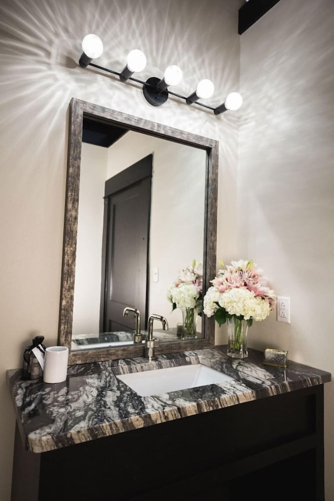 GunRunner Boutique Hotel - photo 51