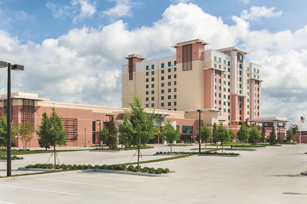 Embassy Suites by Hilton Orlando Lake Buena Vista South - photo 100