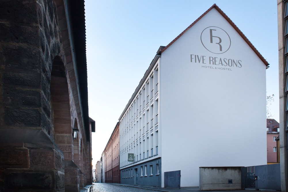Five Reasons Hotel & Hostel - carbon neutral hotel in Nuernberg