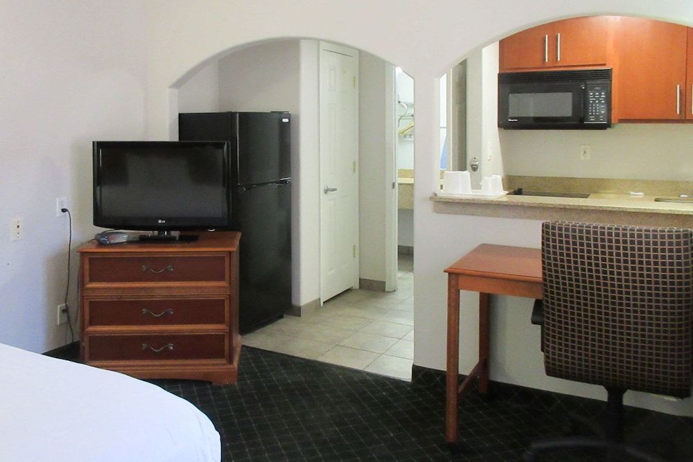 Suburban Extended Stay Hotel Phoenix Scottsdale West - photo 6