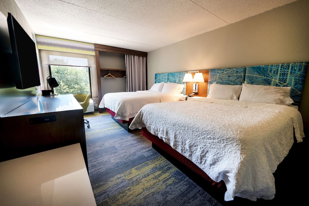 Hampton Inn Flemington - photo 5