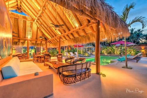 Casita Linda a luxury house near the beach — 4-Star Luxury Hotel in Ixtapa-Zihuatanejo, Mexico