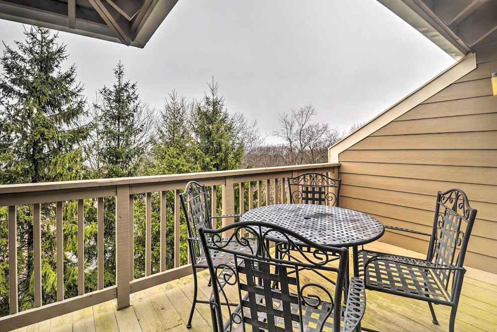Wintergreen Resort Retreat with Skiing Access - photo 21
