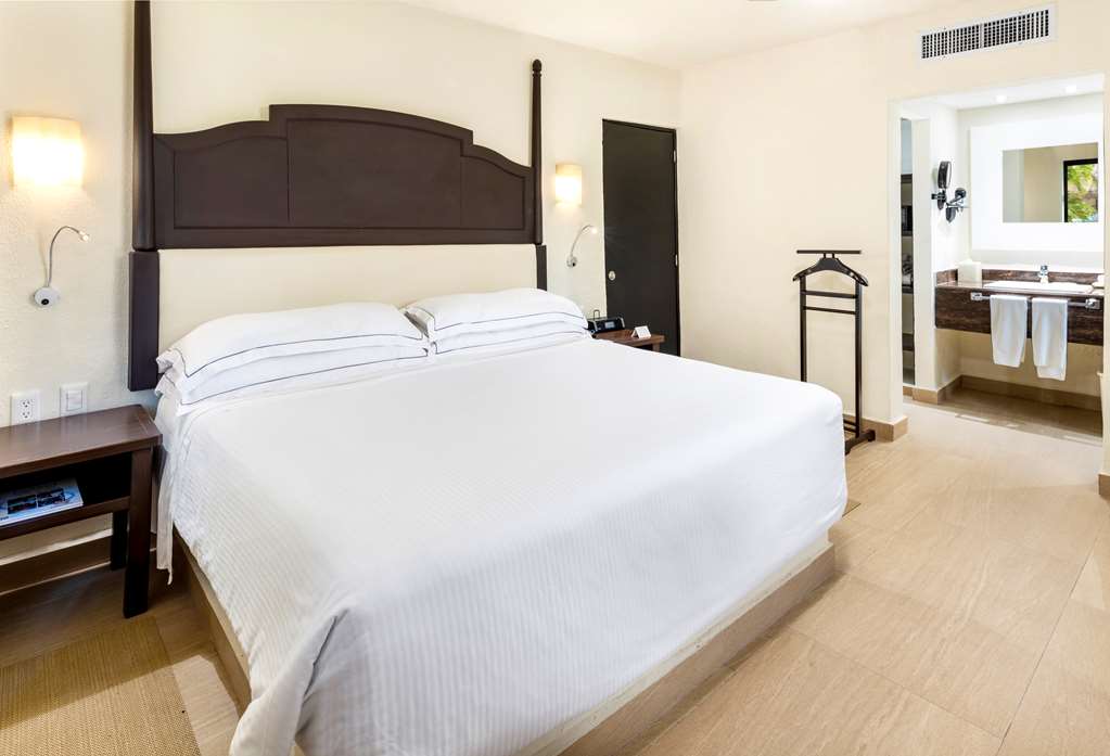 ACOZ ROOM