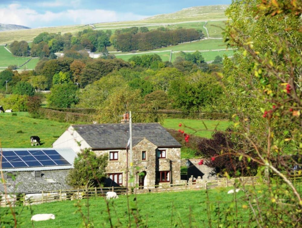 Nutstile Farm