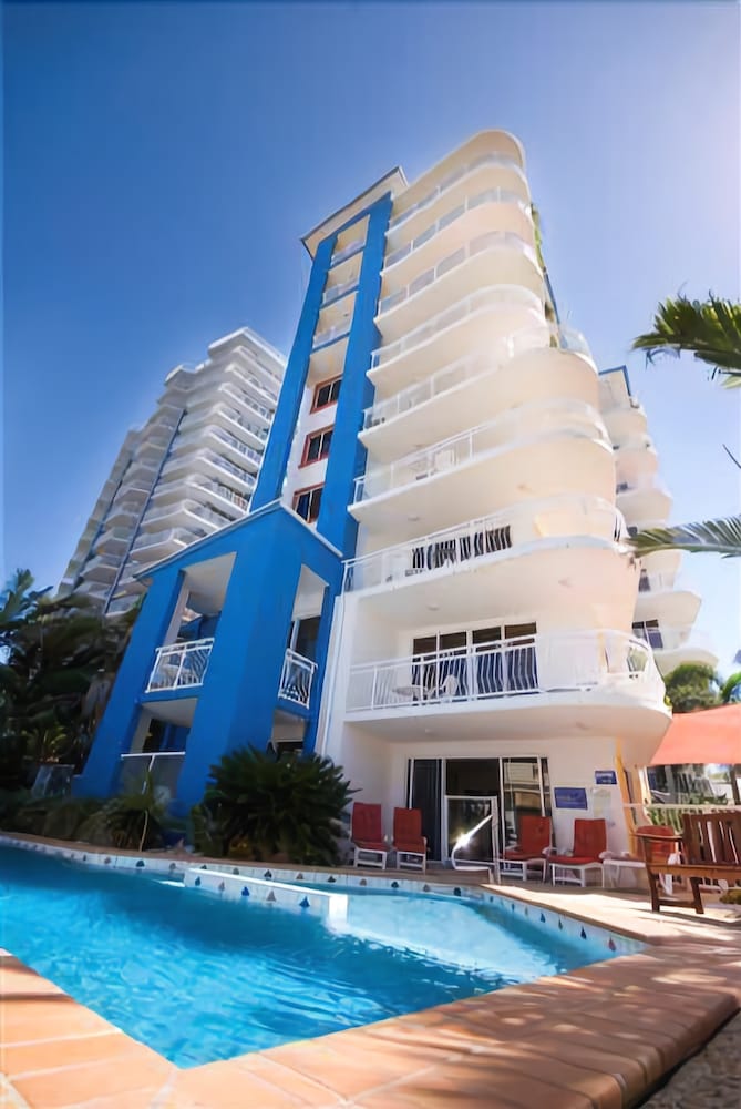 Myconos Resort — Maroochydore