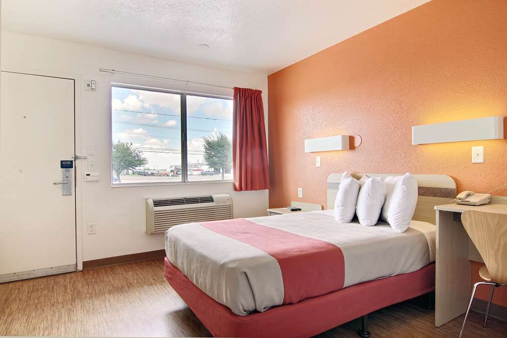Motel 6 Fort Stockton TX - photo 7