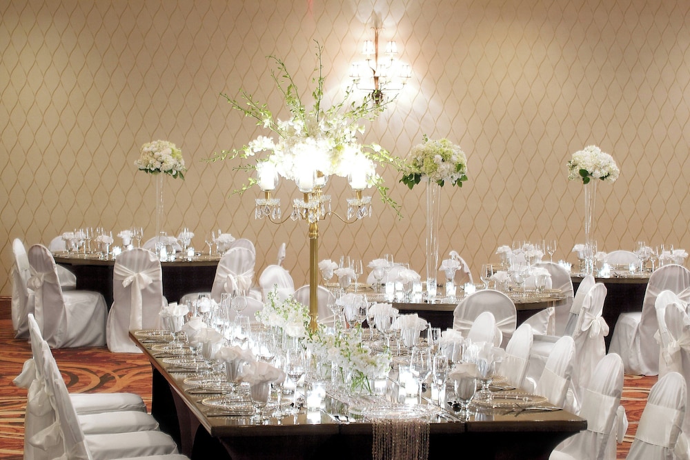 Sheraton Minneapolis West Hotel - photo 68
