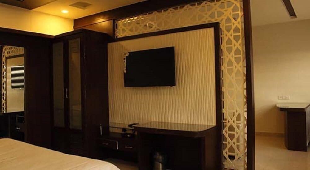 Hotel Grand Meridian — Murwara — photo 2