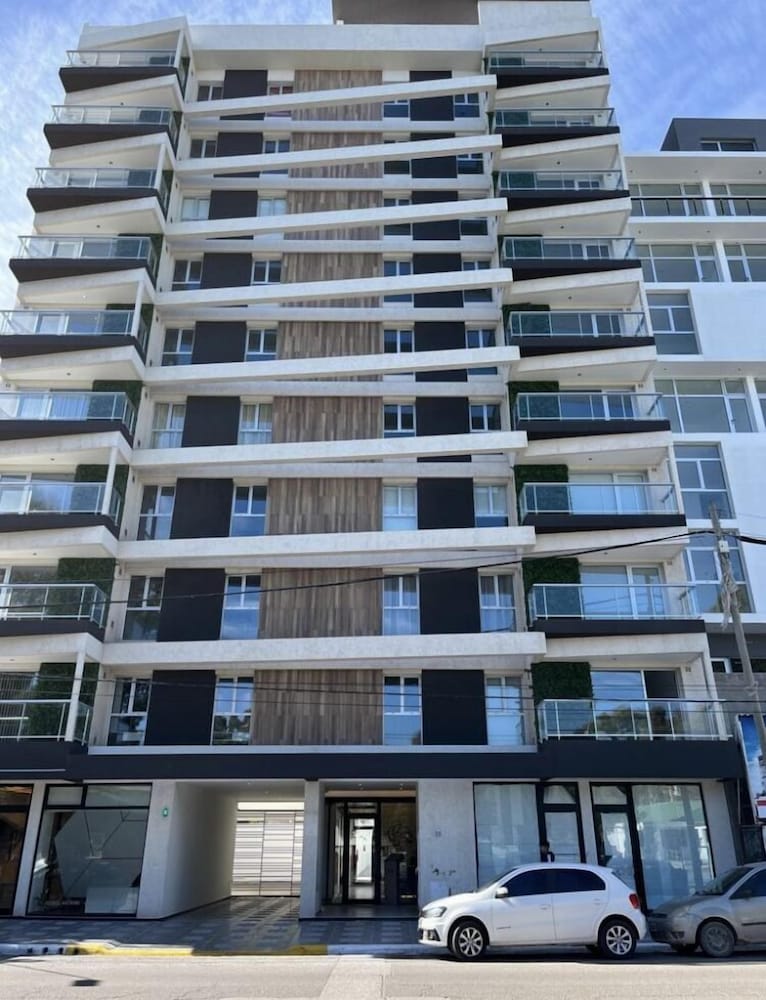 Caleta VIEW Departamento — 4-Star Luxury Hotel in Puerto Madryn, Argentina