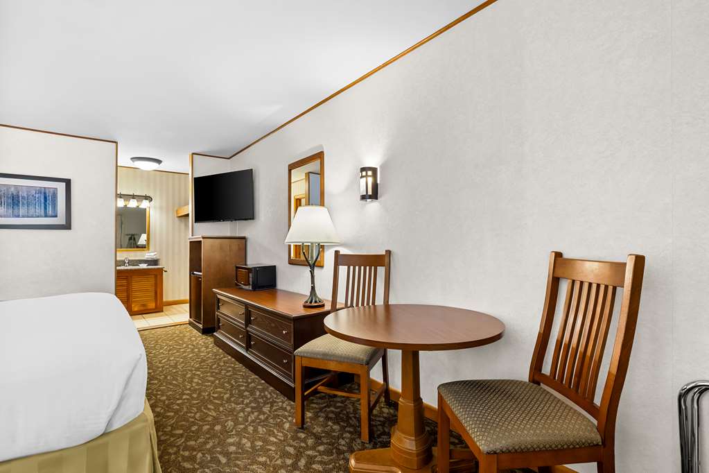 Best Western Adirondack Inn - photo 22