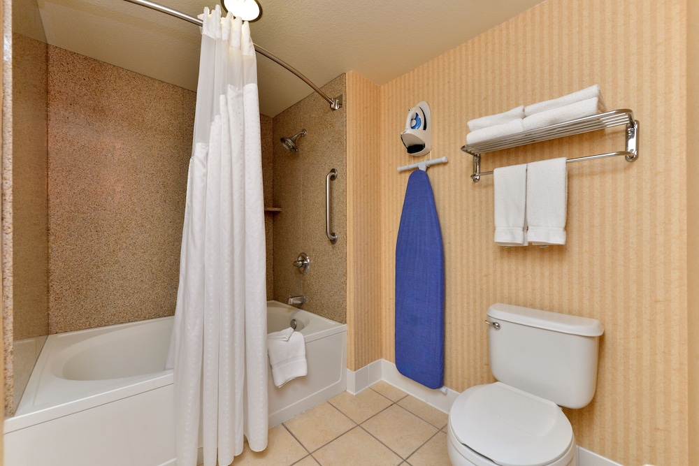 Holiday Inn Express & Suites Elk Grove Central Hwy 99 by IHG - photo 19