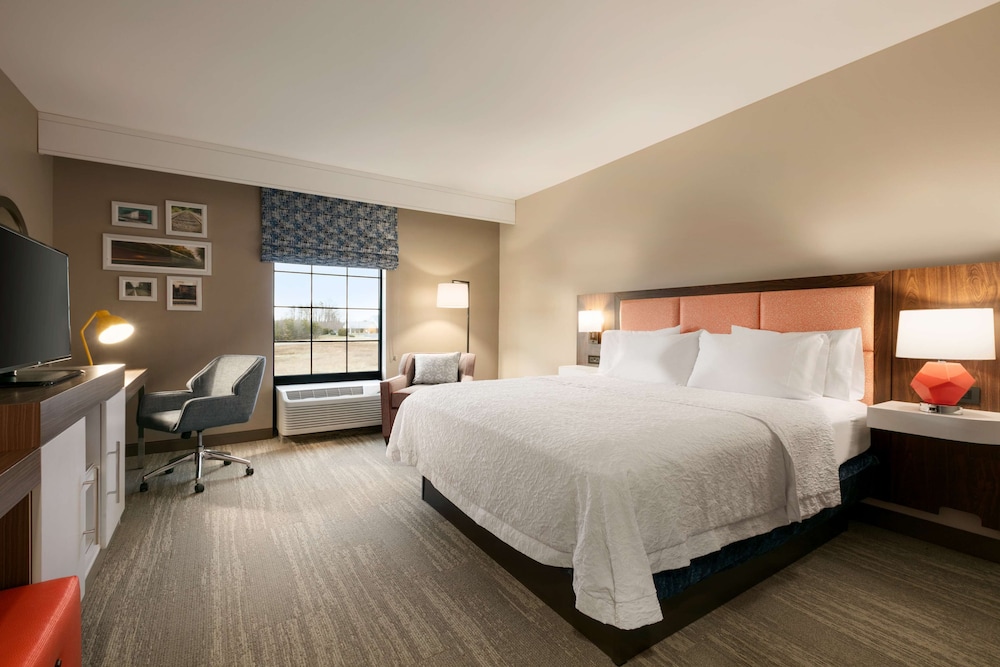 Hampton Inn Kernersville - photo 10