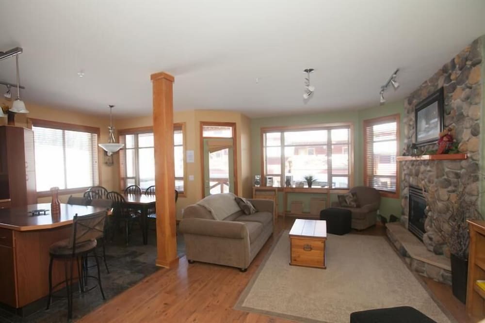 Keremeos Creek Crossing by Apex Accommo in Penticton, Canada