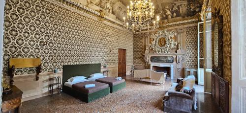 Residence Belle Arti 42 — 4-Star Luxury Hotel in Bologna, Italy