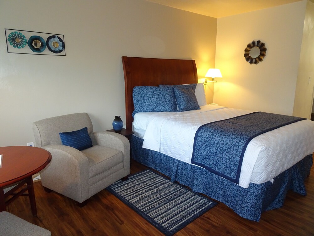 Affordable Suites of America Lynchburg - photo 11