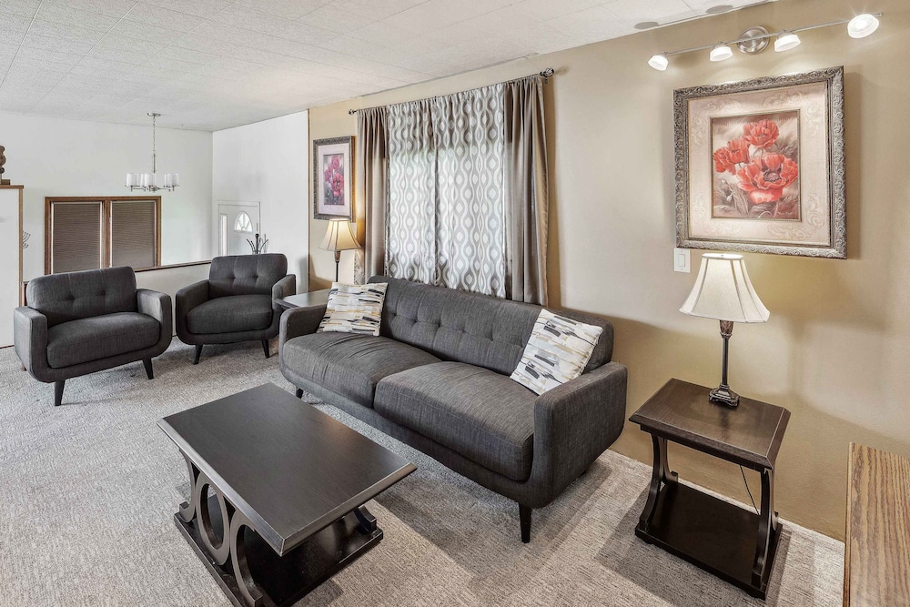 Hotel Seward - photo 30