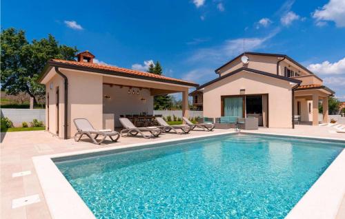 Villa Alena — 4-Star Luxury Hotel in Vizinada, Croatia
