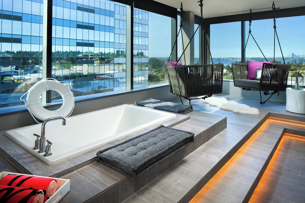 W Bellevue - photo 11