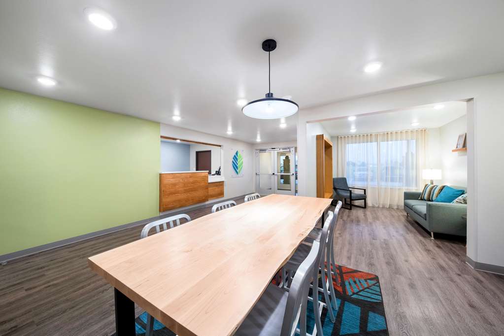 WoodSpring Suites Dallas Plano Central Legacy Drive - photo 16