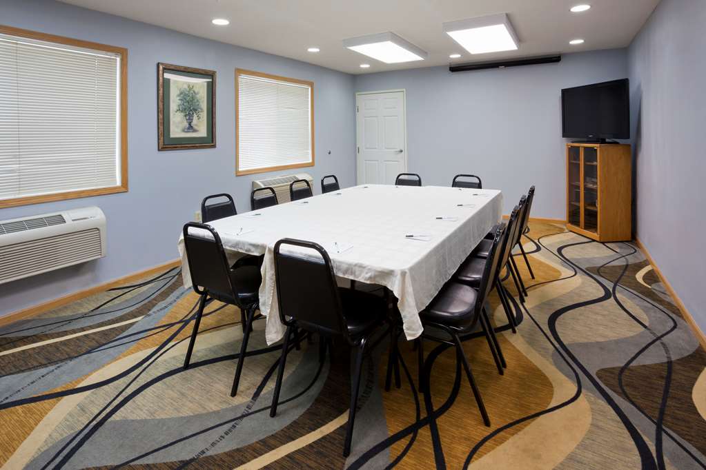 Grandstay Hotel and Suites - photo 14