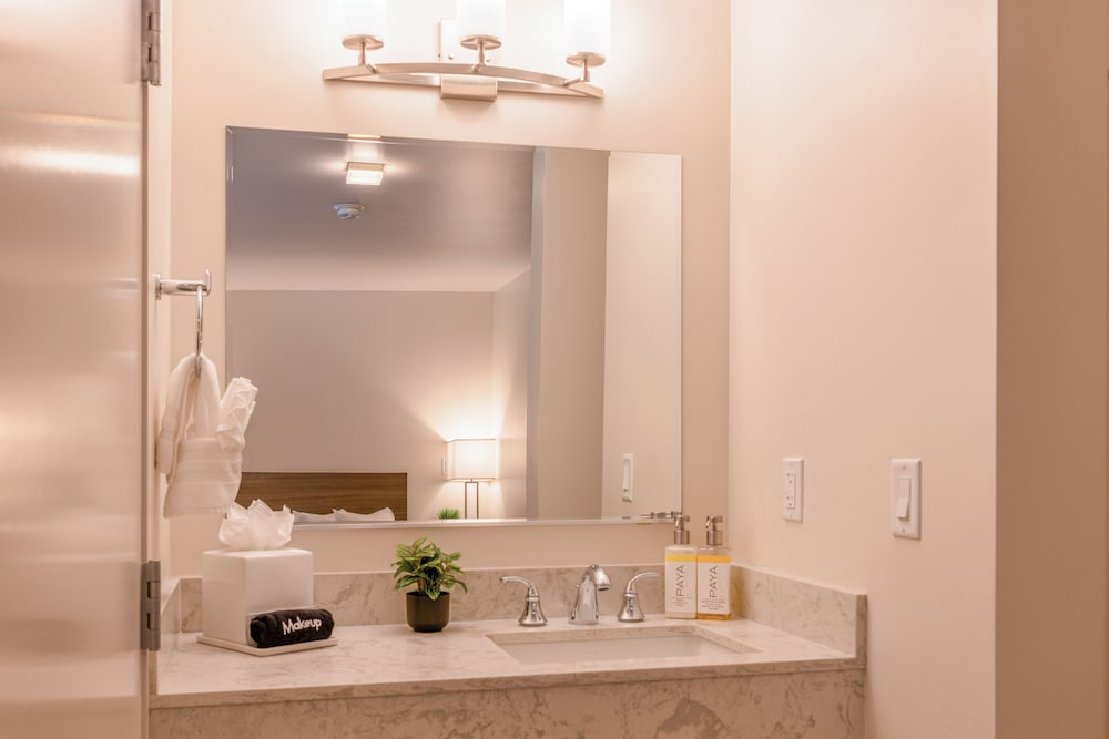 Inn At Moss Landing Point - photo 70