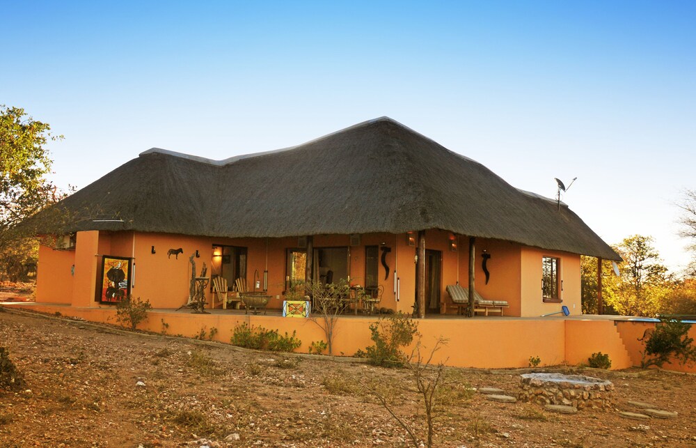 Kruger Wildlife Villas — 4-Star Luxury Hotel in Phalaborwa, South Africa