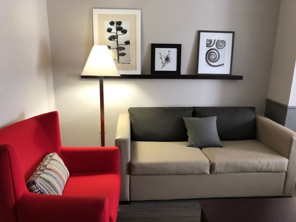 Country Inn & Suites by Radisson Greenville NC - photo 3