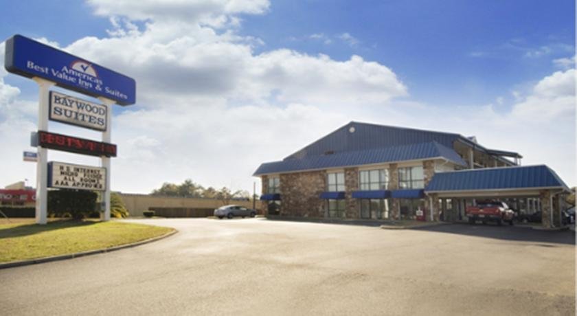 Daybreak Suites Extended Stay Dothan - carbon neutral hotel in Dothan
