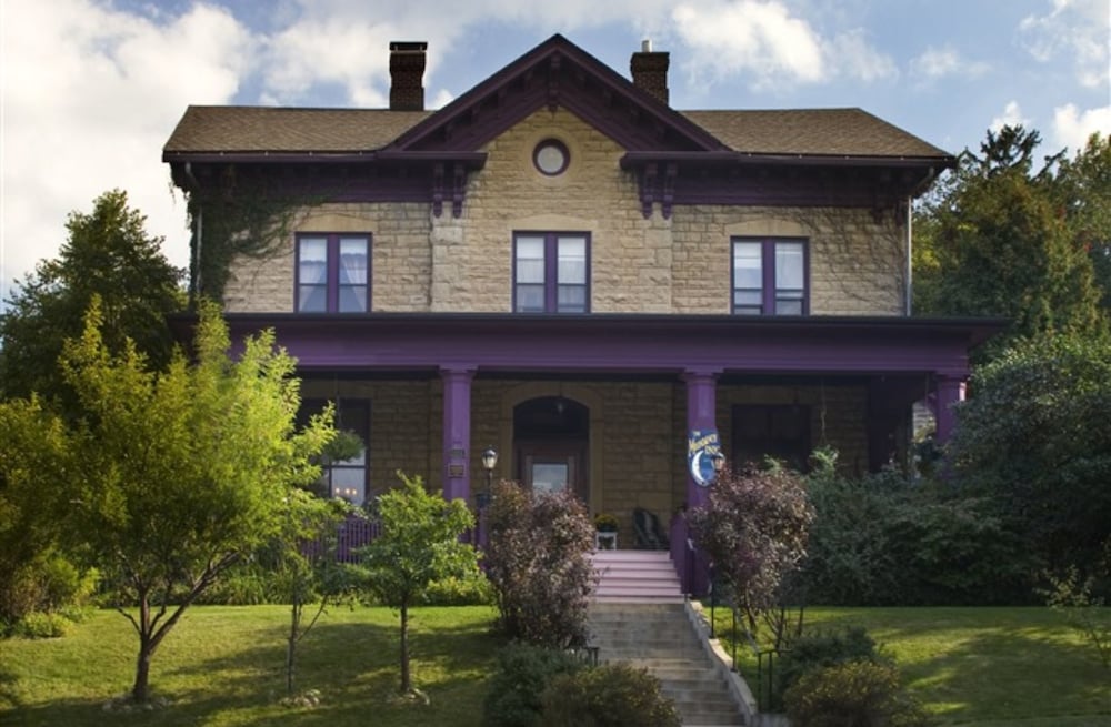 Moondance Inn Bed & Breakfast — 4-Star Luxury Hotel in Red Wing, United States