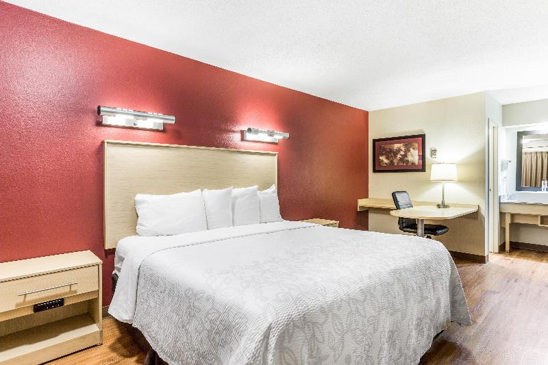 Red Roof Inn PLUS Nashville North Goodlettsville - photo 29