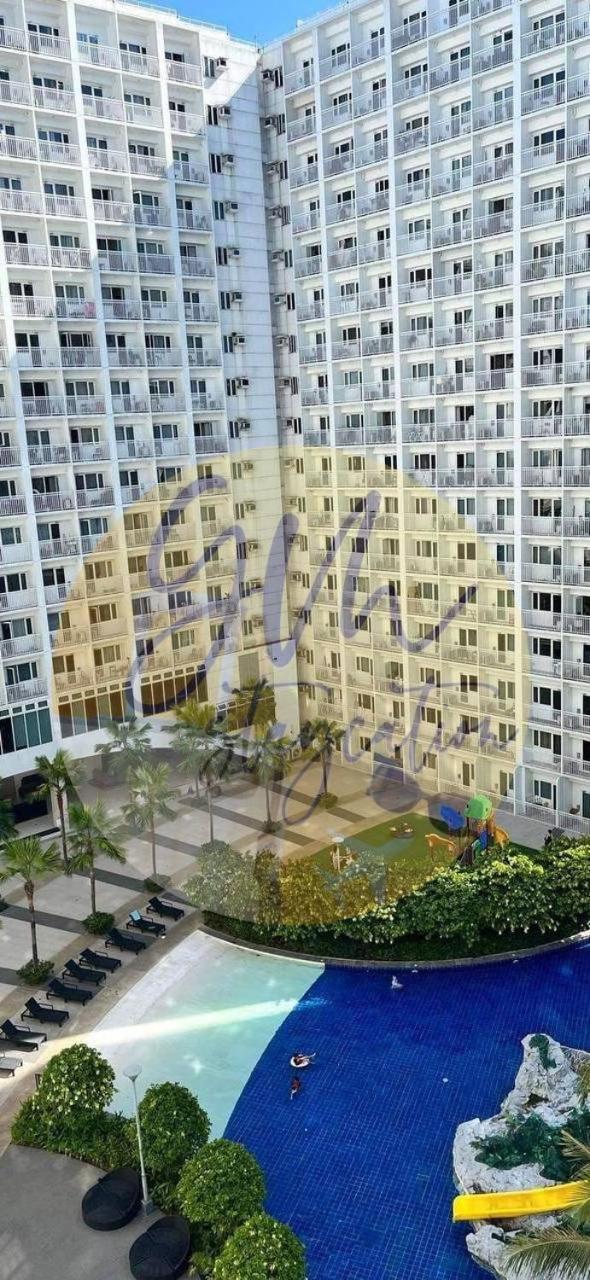 10th Floor Facing Amenity — 5-Star Luxury Hotel in Manila, Philippines