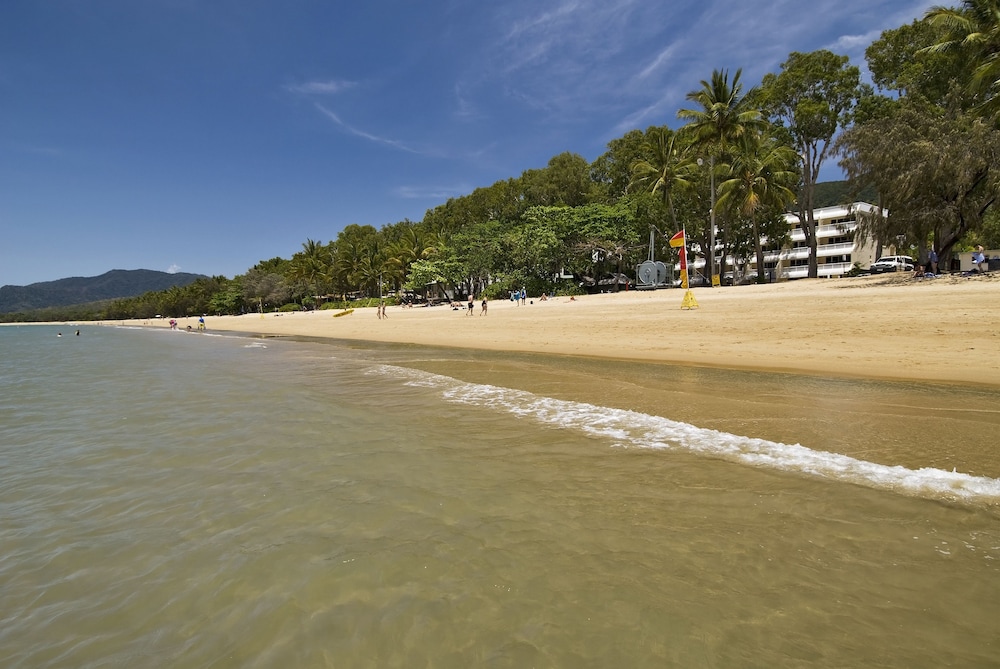 On Palm Cove Beachfront Apartments — 4-Star Luxury Hotel in Palm Cove, Australia