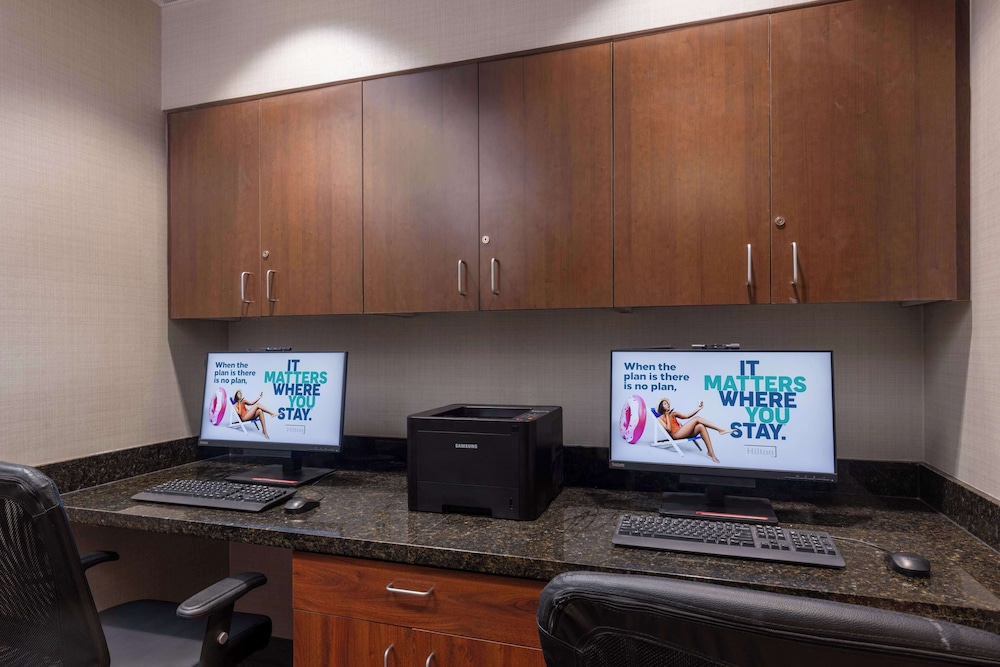 Hampton Inn & Suites Yuba City - photo 30