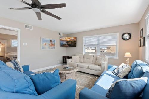Unit B 2nd fl 2nd fl Hideaway 2 Block to Beach Parking — hotel in Brigantine