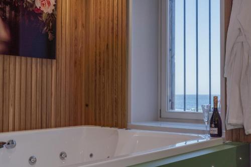 Ortigia Sitari suites — 4-Star Luxury Hotel in Siracusa, Italy