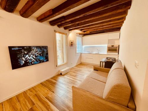 Suite Primo Piano — 4-Star Luxury Hotel in Venice, Italy