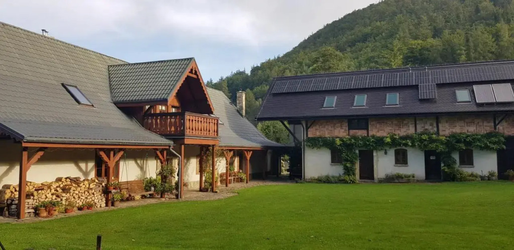 Gospodarstwo Gościnne Jesionówka in Miedzylesie, Poland